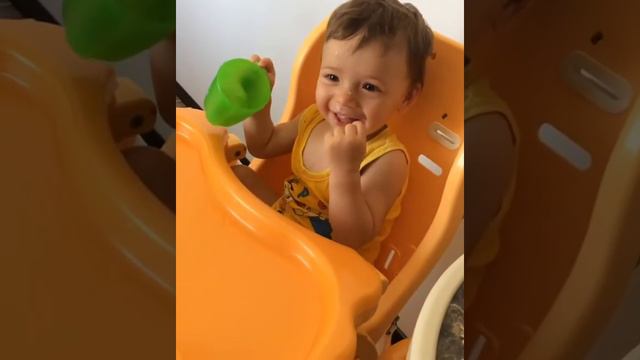 Мадина пьет воду 😍 смотреть онлайн