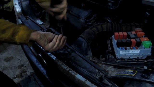 Замена ламп ближнего света Fiat Ducato [GWS161] смотреть онлайн