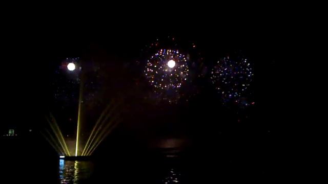 салют в день города Днепропетровска,10 сентября,2011 г. смотреть онлайн