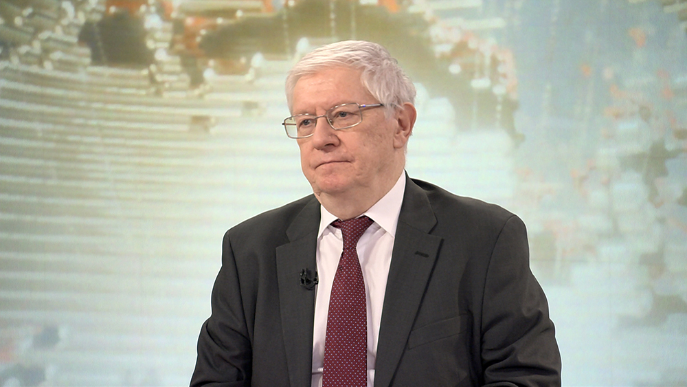 Профессор ВШЭ Григорьев объяснил спад потребления нефти / События на ТВЦ