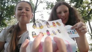 КУПИЛИ БУМАЖНЫЕ НОГТИ??#сюрпризизбумаги