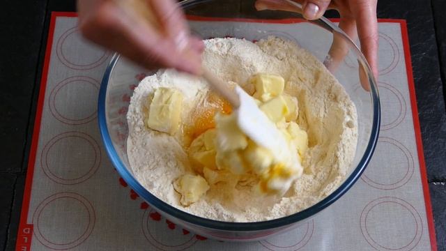 Как приготовить песочное тесто, которое тает во рту/ La meilleure pâte sablée (recette)
