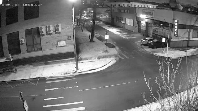 Iptronic 2 Mpix IPL1080BM3,6 ночь.mp4 смотреть онлайн