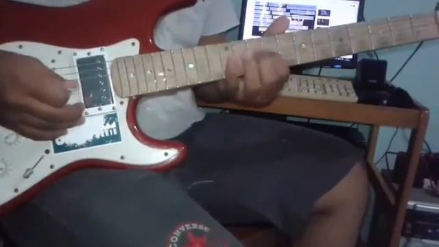 SSH Stratocaster смотреть онлайн