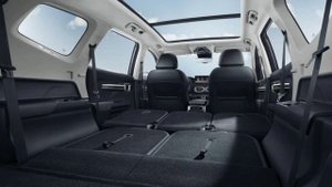 Новый Geely Okavango аналог Chery Tigo 8. Семиместный автомобиль из Китая, краткий обзор.