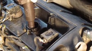 замена свечей зажигания на иномарке Ситоен Берлинго 2 2012 г (Пежо типпи)  Berlingo