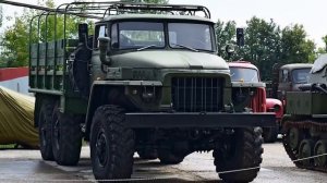 По какой причине армейские грузовики в СССР не переводили в гражданские?