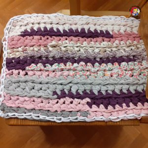 Как связать коврик из трикотажной одежды, вяжу руками как крючком