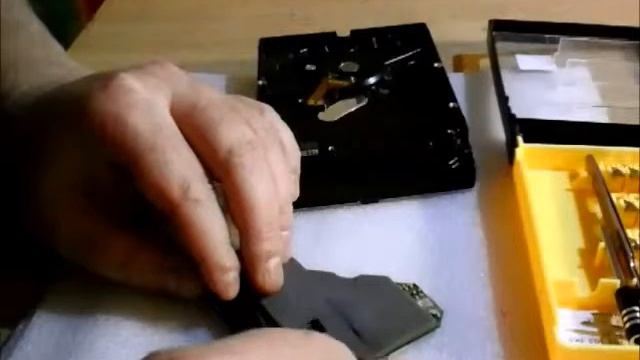 HDD диагностика. зачистка контактов. смотреть онлайн