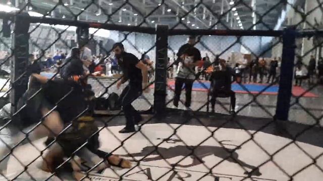 Екатеринбург, Сентябрь 2021. 1 бой смотреть онлайн