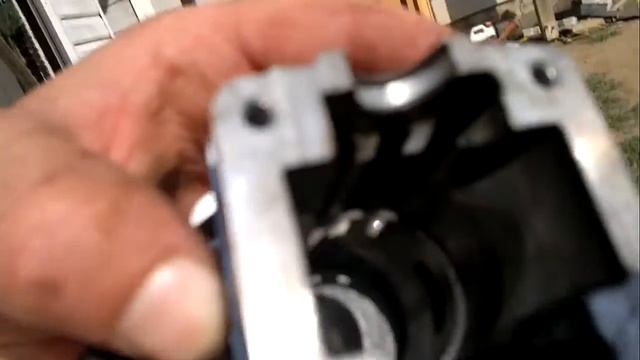 Makita EA3201S chainsaw