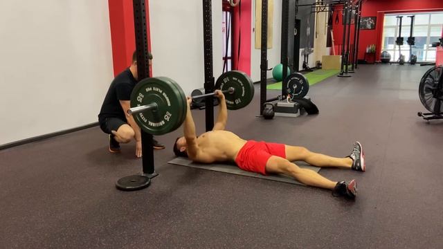 Жим штанги лёжа на полу смотреть онлайн