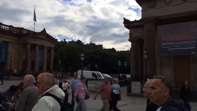 Princes Street Gardens смотреть онлайн