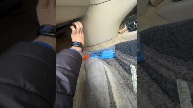 Где предохранители на Lexus RX/Harrier смотреть онлайн