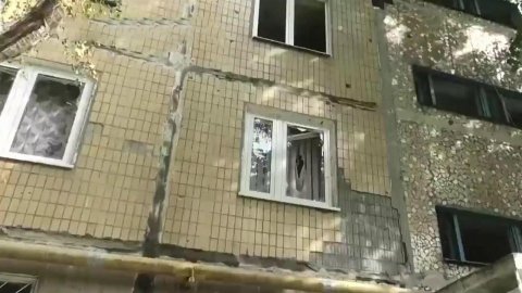 За ночь по населенным пунктам Донбасса боевики выпустили почти два десятка снарядов
