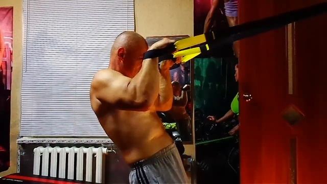 trx-петли?Статодинамика?прокачай свои банки?а ты говоришь?? смотреть онлайн