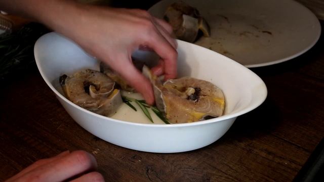 Запечена риба Стейки осетра