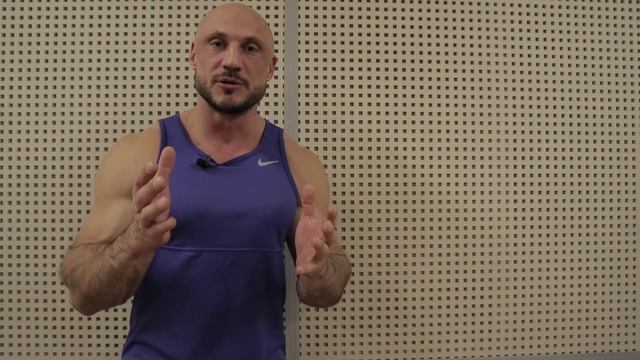 Выпады с акцентом на ягодицы