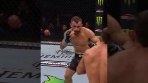 Хороший бой Алекс Волкановски vs Чад Мендес