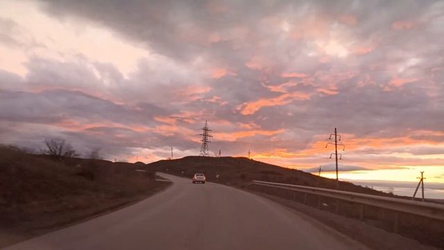 ЗАКАТ В ФЕОДОСИИ? БЕЗ ФИЛЬТРОВ смотреть онлайн