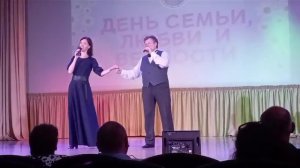 Владимир Александров и Елена Тихенькая - Песня Кости