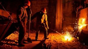 «Магнитогорск мой город на Урале» слова и музыка М. Шуфутинский   исполняет Игорь Черний