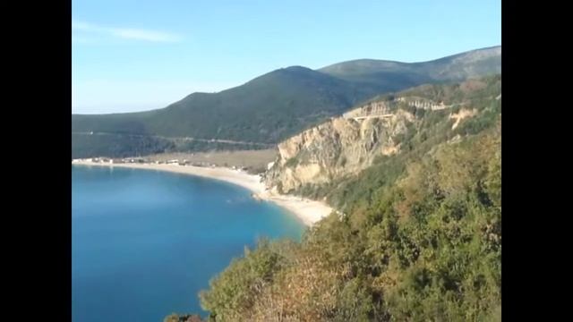 Монтенегро Черногория. Море. Будва. Пляж Яз. Старая крепость.