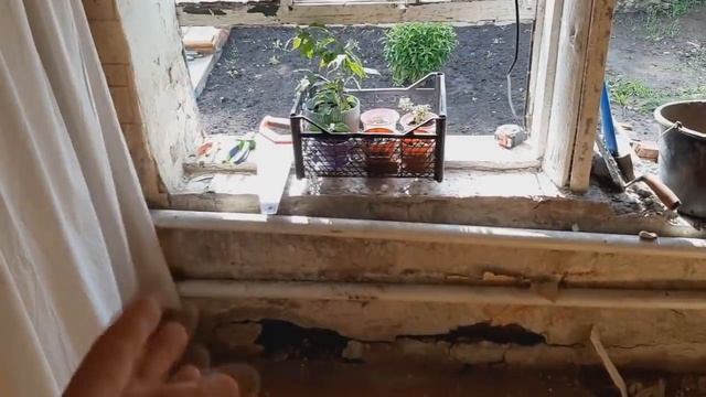 РЕМОНТ ДОМА/ВЫБИЛ ОКНО ОБРУШИЛАСЬ СТЕНА смотреть онлайн