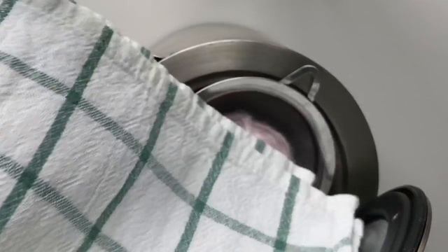 Распускаем пушистую пряжу. An’Me смотреть онлайн