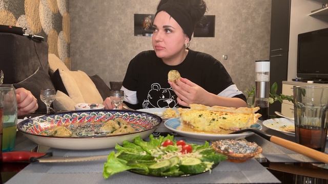 МУКБАНГ?#суббота #едаялюблютебя #мукбанг #mukbang #вкусно #готовимсами #вкусно #едимдома