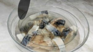 Вкуснейшая СКУМБРИЯ за 30 МИНУТ. Быстрый посол СКУМБРИИ.