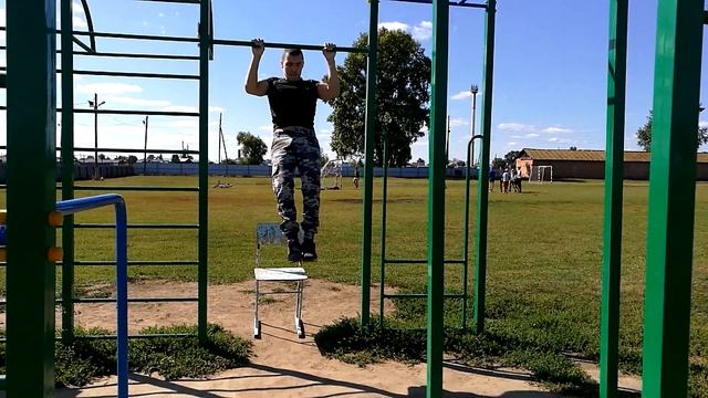 105 Pull Ups смотреть онлайн
