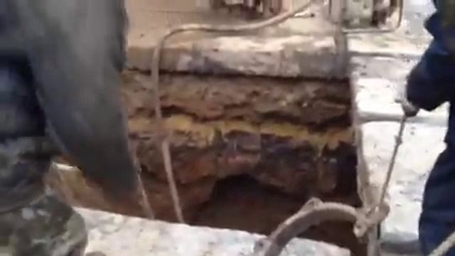 Прорыв водопровода на пр. Ленина, Тула, 4 апреля 2014 смотреть онлайн