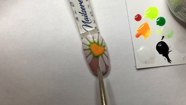 Ромашка ко Дню влюблённых . Дизайн ногтей к 14 февраля Ромашка на ногтях смотреть онлайн