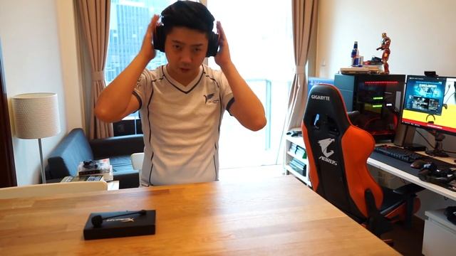 Talon Esports - HyperX Cloud Alpha Unboxing смотреть онлайн