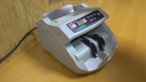 Счетчик банкнот DoCash 3040 UV
