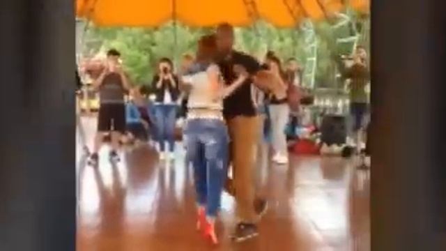 Jazzy Cubango & Lara# KIZZAFRO2015#MOSCOW# Kizomba смотреть онлайн