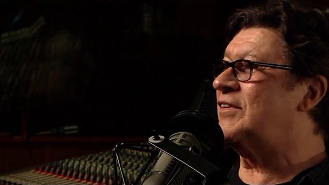 Robbie Robertson on Meeting Eric Clapton смотреть онлайн