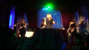 Твоя вишнёвая девятка