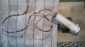 КАК быть, Что делать? если перелил масло в двигатель машины (автомобиля)