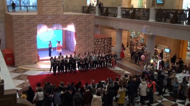 финальный поклон Центральный Детский Магазин Танцевальный клуб "Пантера"