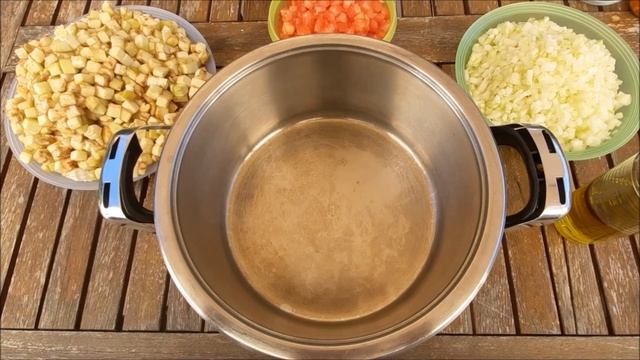 Икра баклажанная/Как просто приготовить баклажанную икру/Auberginenkaviar смотреть онлайн