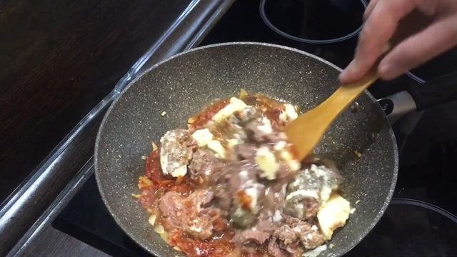 Картошка с тушенкой