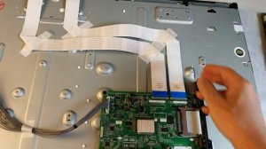LG 42LD550 не включается, выключается.