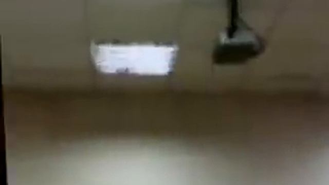 Как быстро поднять экран для проектора смотреть онлайн