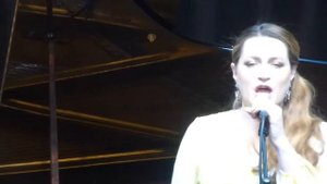 Ирина Крутова "До свиданья, лето" (А.Зацепин - Л.Дербенёв)