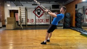 Подтягивания в TRX петлях
