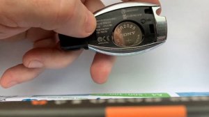 Замена батарейки в ключе Мерседес / Change battery in key Mercedes
