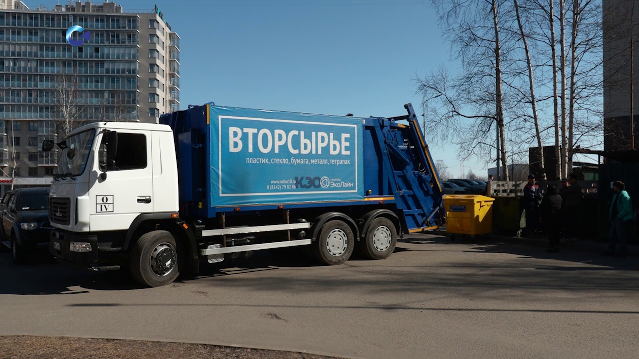 «ЭкоЛайн» прокомментировал жалобы горожан на уборку желтых контейнеров