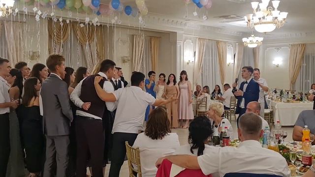 VLOG: выпускной 2023/ вручение аттестатов смотреть онлайн